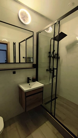 Купить однокомнатную квартиру в Калининградской области. Вариант № 10074473, 17, площадь -  квм, цена 8600000 рублей