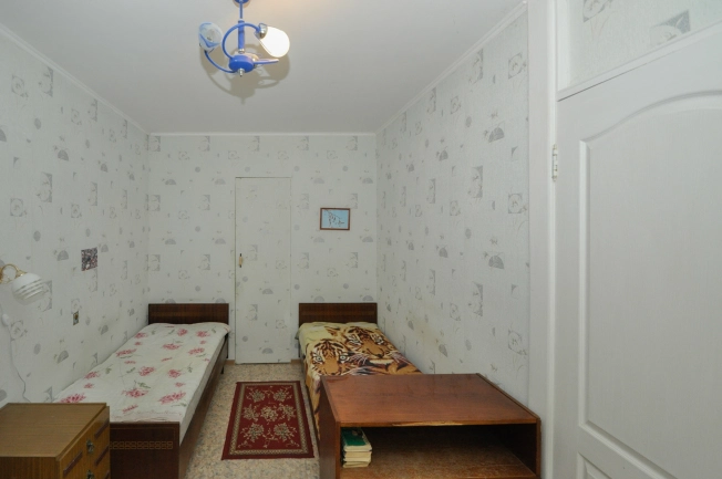 Купить трехкомнатную квартиру в районе Советский в Новосибирске. Вариант № 2480793, 12, площадь -  квм, цена 8200000 рублей