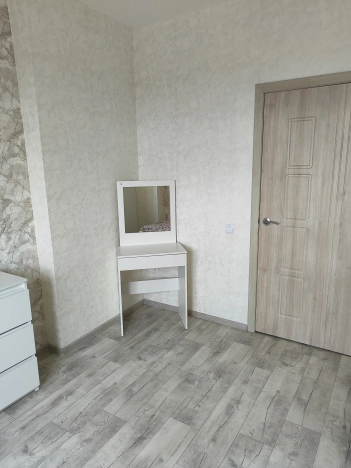 Снять квартиру в Тобольске. Вариант № 596090, 10, площадь -  квм, цена 60000 рублей