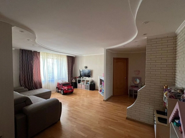 Купить квартиру в Омске. Вариант № 9941097, 0, площадь -  квм, цена 11300000 рублей