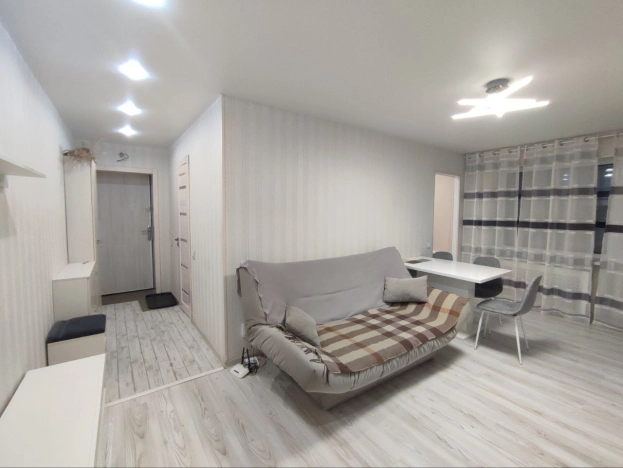 . Вариант № 59294, 13, площадь - 42 квм, цена 35000 рублей