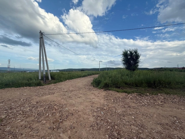 Купить земельный участок на улице Солнечная в Уссурийске. Вариант № 10646, 3, площадь -  квм, цена 1800000 рублей