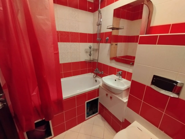 Купить двухкомнатную квартиру в Южно-Сахалинске. Вариант № 13392, 3, площадь -  квм, цена 6500000 рублей