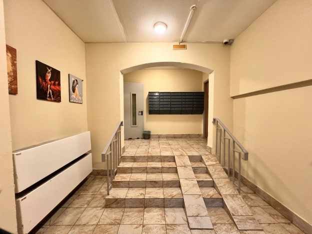 Купить двухкомнатную квартиру на улице Ленинский проспект в Москве. Вариант № 9968846, 13, площадь -  квм, цена 8000000 рублей