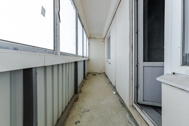 Купить трехкомнатную квартиру в Ленинградской области. Вариант № 8695376, 31, площадь -  квм, цена 7800000 рублей