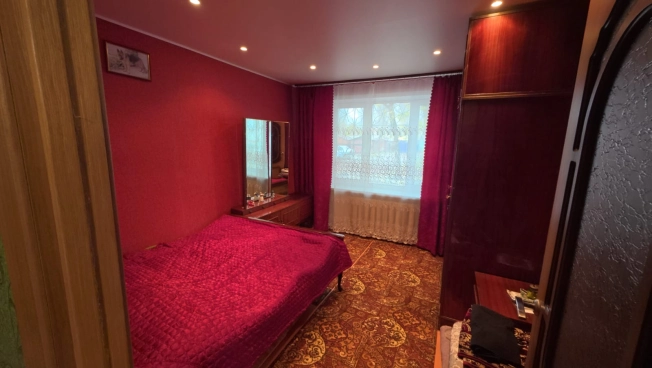 Купить четырехкомнатную квартиру в Воронеже. Вариант № 8970577, 9, площадь - квм, цена 4150000 рублей