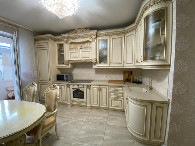 Купить трехкомнатную квартиру в Микрорайоне Новые Химки, Химки в Химках. Вариант № 9219588, 12, площадь -  квм, цена 24000000 рублей