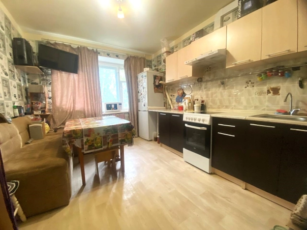 Купить однокомнатную квартиру в Калужской области. Вариант № 1026069, 5, площадь -  квм, цена 1750000 рублей