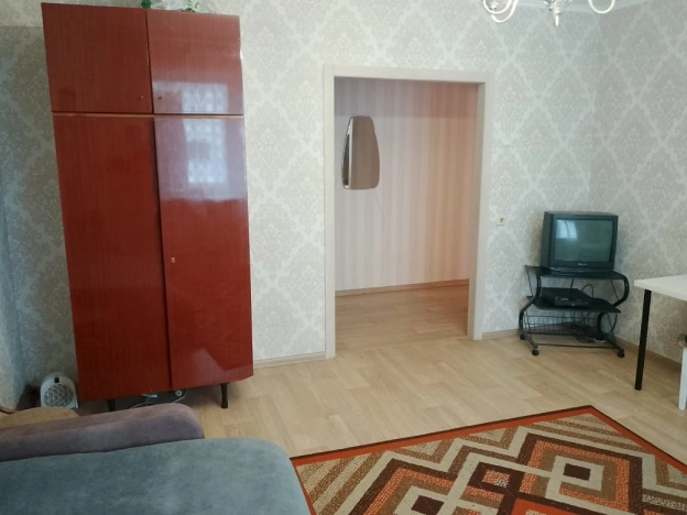 Снять квартиру в Омске. Вариант № 2387941, 2, площадь -  квм, цена 22000 рублей