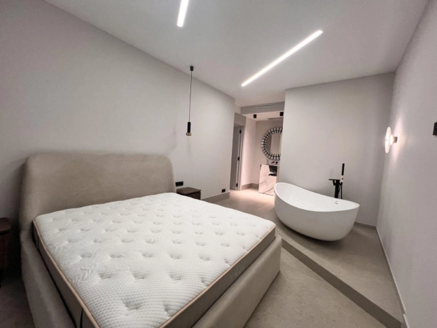 Купить квартиру в Москве. Вариант № 9238134, 11, площадь - квм, цена 50000000 рублей