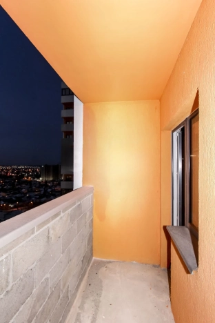 Купить двухкомнатную квартиру в Тюменской области. Вариант № 10640764, 18, площадь - квм, цена 5800000 рублей