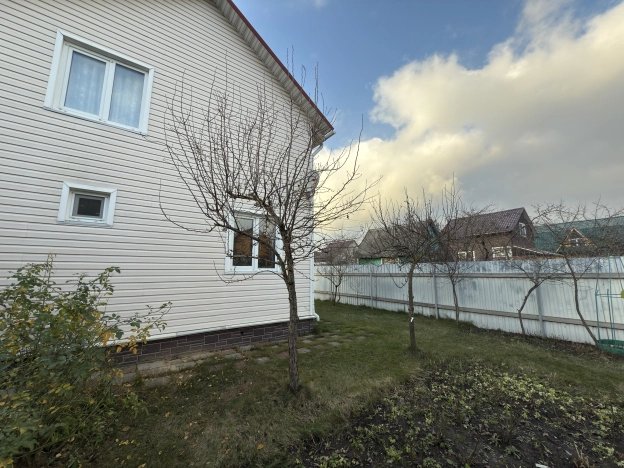 Купить дом в Москве. Вариант № 9199617, 4, площадь - квм, цена 10990000 рублей