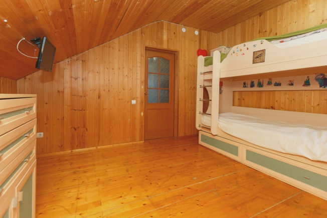 Купить дом на улице Стрелковый проезд в Петрозаводске. Вариант № 19499, 12, площадь -  квм, цена 14999000 рублей