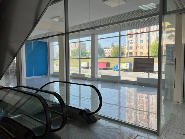 Купить коммерческую недвижимость свободного назначения в Владимире. Вариант № 11201, 5, площадь -  квм, цена 6196500 рублей