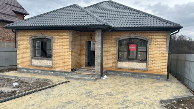 Купить дом в Курской области. Вариант № 59648, 1, площадь -  квм, цена 11250000 рублей