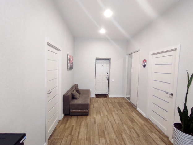 Купить офисы в Омске. Вариант № 60871, 2, площадь -  квм, цена 2990000 рублей