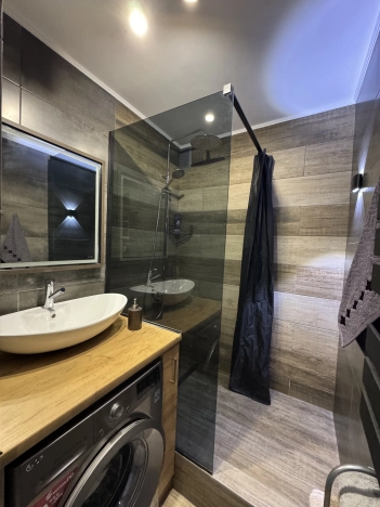 Снять квартиру в Калининграде. Вариант № 9512127, 14, площадь -  квм, цена 45000 рублей