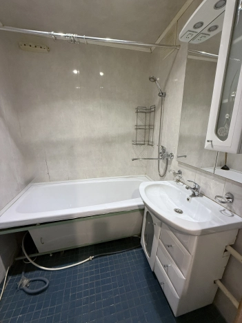 Купить квартиру в Москве. Вариант № 8103016, 14, площадь -  квм, цена 9500000 рублей