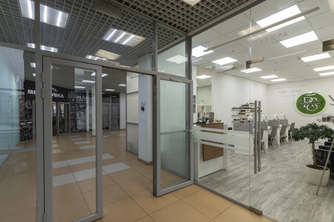 Купить коммерческую недвижимость свободного назначения у метро Бульвар Дмитрия Донского в Москве. Вариант № 17439, 11, площадь -  квм, цена 13700000 рублей