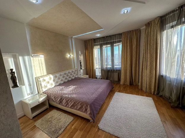 Купить квартиру в Москве. Вариант № 3351430, 0, площадь - квм, цена 65000000.0000 рублей