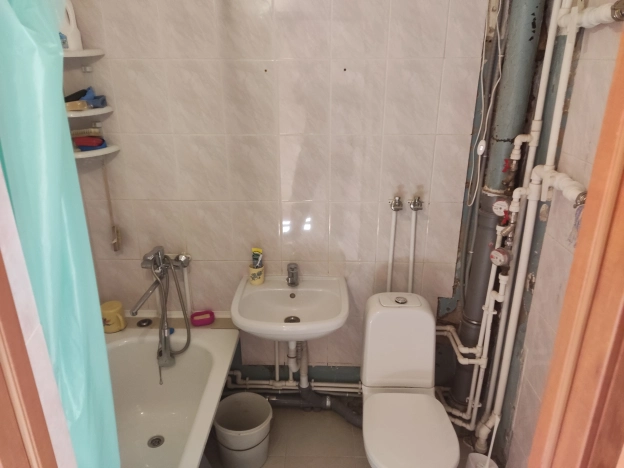 Купить однокомнатную квартиру в Сыктывкаре. Вариант № 17406, 14, площадь -  квм, цена 4340000 рублей