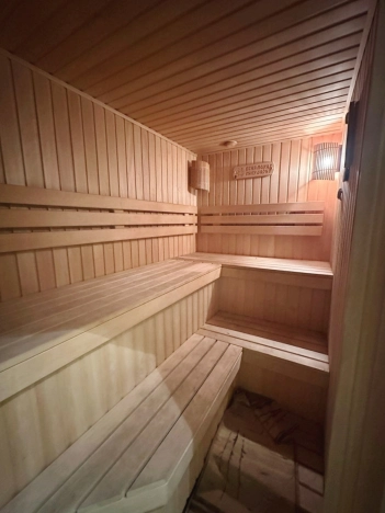 Купить четырехкомнатную квартиру в Иванове. Вариант № 1207232, 27, площадь -  квм, цена 16700000 рублей