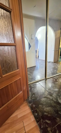 Купить квартиру в Москве. Вариант № 9893036, 11, площадь -  квм, цена 12200000 рублей