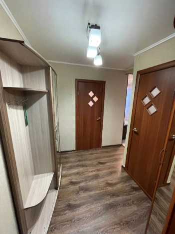 Купить квартиру в Тобольске. Вариант № 4021183, 13, площадь -  квм, цена 3700000 рублей