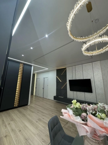 Купить четырехкомнатную квартиру в Волгограде. Вариант № 40227, 1, площадь -  квм, цена 28720000 рублей