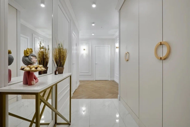 Купить трехкомнатную квартиру в районе Приморский в Санкт-Петербурге. Вариант № 741845, 15, площадь -  квм, цена 36900000 рублей