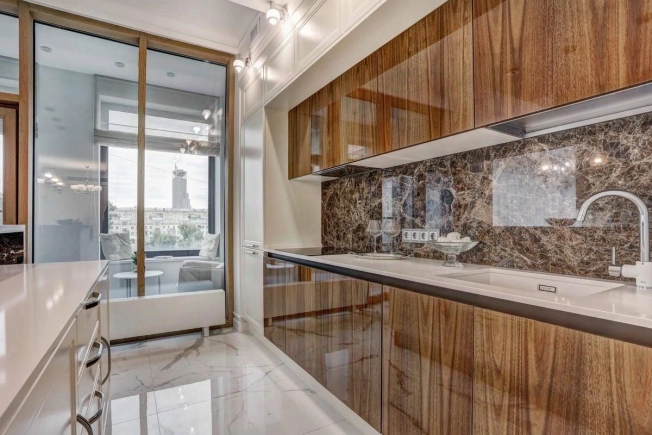 Снять квартиру в Москве. Вариант № 42769, 10, площадь -  квм, цена 1300000 рублей