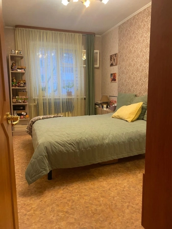 Купить трехкомнатную квартиру в Новосибирской области. Вариант № 9935229, 1, площадь -  квм, цена 4500000 рублей