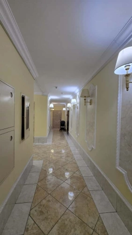 Купить трехкомнатную квартиру в Ростовской области. Вариант № 5922387, 19, площадь -  квм, цена 14900000 рублей