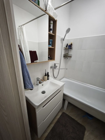 Купить квартиру в Москве. Вариант № 10393000, 4, площадь -  квм, цена 27800000 рублей