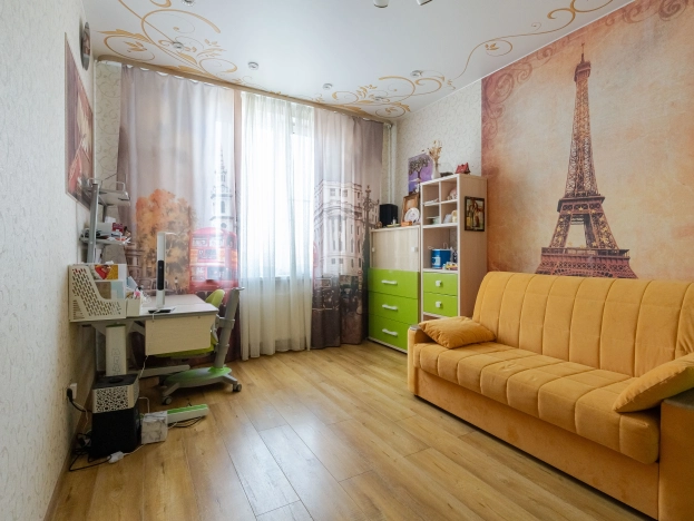 Купить трехкомнатную квартиру в Санкт-Петербурге. Вариант № 1980771, 28, площадь -  квм, цена 18900000 рублей