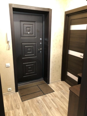 Купить однокомнатную квартиру на улице Морская в Бердске. Вариант № 6831010, 7, площадь -  квм, цена 4950000 рублей