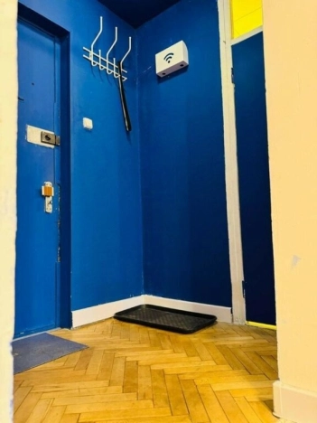 Купить квартиру в Москве. Вариант № 8942936, 8, площадь -  квм, цена 13000000 рублей