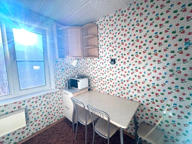 Купить однокомнатную квартиру на улице Пархоменко в Новосибирске. Вариант № 8411043, 8, площадь -  квм, цена 2900000 рублей