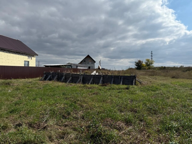 Купить земельный участок в Тюменской области. Вариант № 3758171, 3, площадь -  квм, цена 850000 рублей