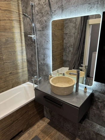 Купить квартиру в Москве. Вариант № 9179494, 10, площадь -  квм, цена 15400000 рублей