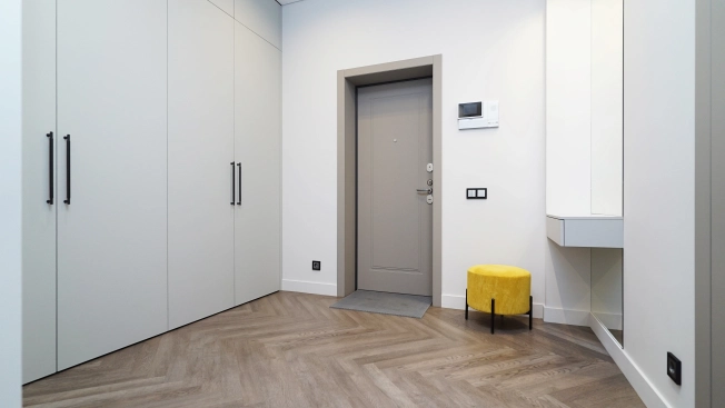 Купить квартиру в районе Вахитовский в Казани. Вариант № 10596146, 32, площадь -  квм, цена 50000000 рублей