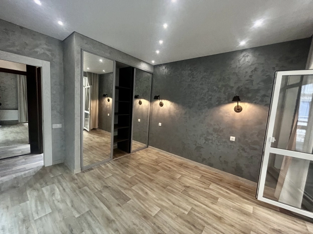 Купить квартиру в районе Центральный в Волгограде. Вариант № 36539, 2, площадь -  квм, цена 12495000 рублей