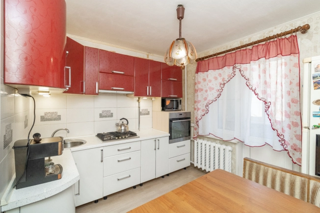 Купить квартиру на вторичке в ЖК Отражение в Владимире. Вариант № 7196, 1, площадь -  квм, цена 6000000 рублей