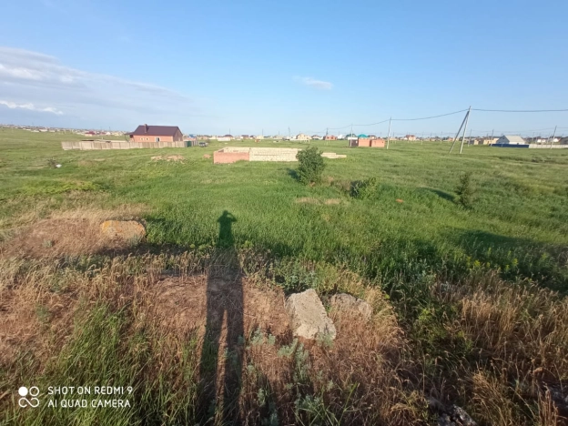 Купить земельный участок на улице Заречная в Республике Калмыкия. Вариант № 7946, 9, площадь -  квм, цена 600000 рублей