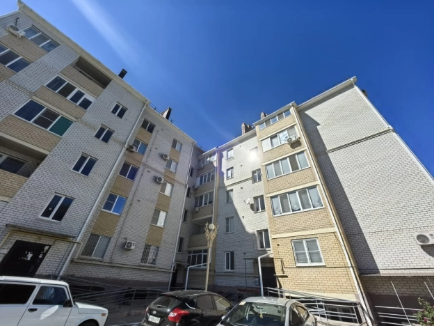 Купить однокомнатную квартиру на улице Обсерваторная в Ростовской области. Вариант № 3214740, 13, площадь -  квм, цена 5400000 рублей