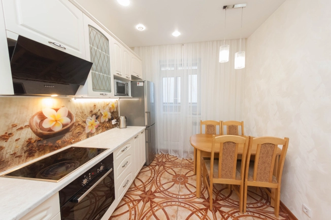 Купить трехкомнатную квартиру на улице проезд Алексея Афанасьева в Петрозаводске. Вариант № 5540, 13, площадь -  квм, цена 8700000 рублей