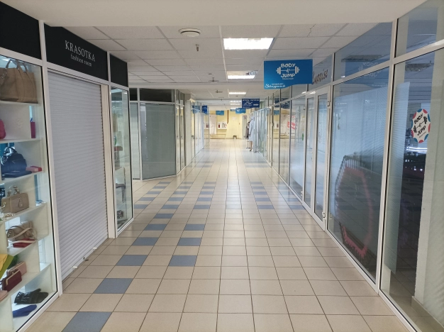 Купить коммерческую недвижимость свободного назначения в Сыктывкаре. Вариант № 8355991, 1, площадь -  квм, цена 2900000 рублей