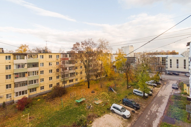 Купить трехкомнатную квартиру в Рязанской области. Вариант № 8054166, 9, площадь -  квм, цена 3950000 рублей