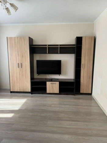 Купить однокомнатную квартиру на улице Шелепихинская набережная в Москве. Вариант № 9923103, 5, площадь -  квм, цена 6700000 рублей