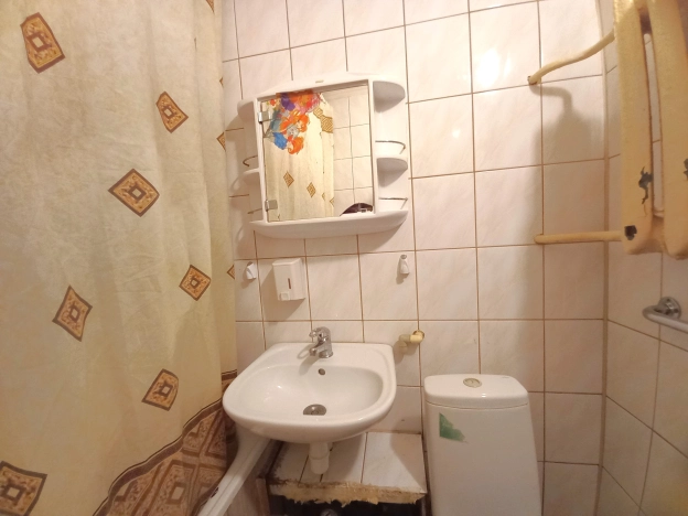 Купить двухкомнатную квартиру на улице Виктора Гакуна в Калининграде. Вариант № 1174727, 18, площадь -  квм, цена 5400000 рублей